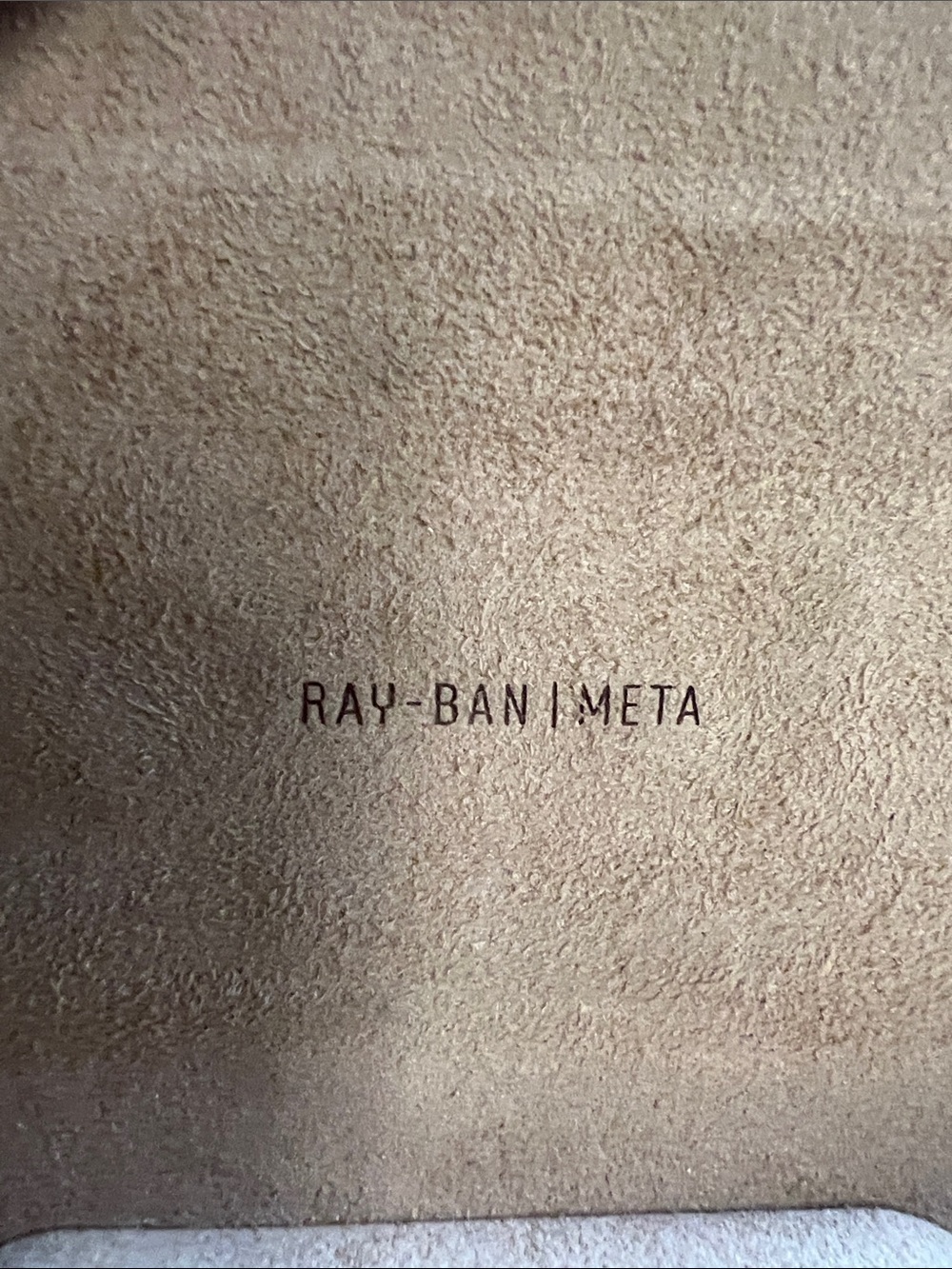 Ray-Ban Meta Brown Leather Eyewear Case - Picture 2 of 5